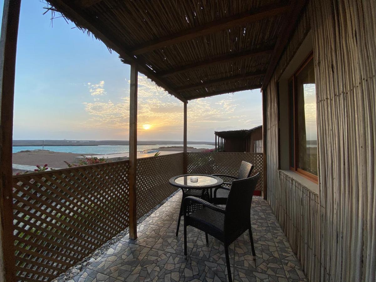 Turtle Beach Resort Ras al Hadd Extérieur photo